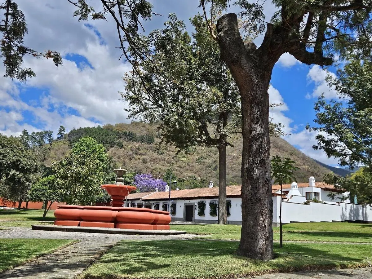 Charming Colonial - Hot Tub - Walk To Antigua Ctr Willa