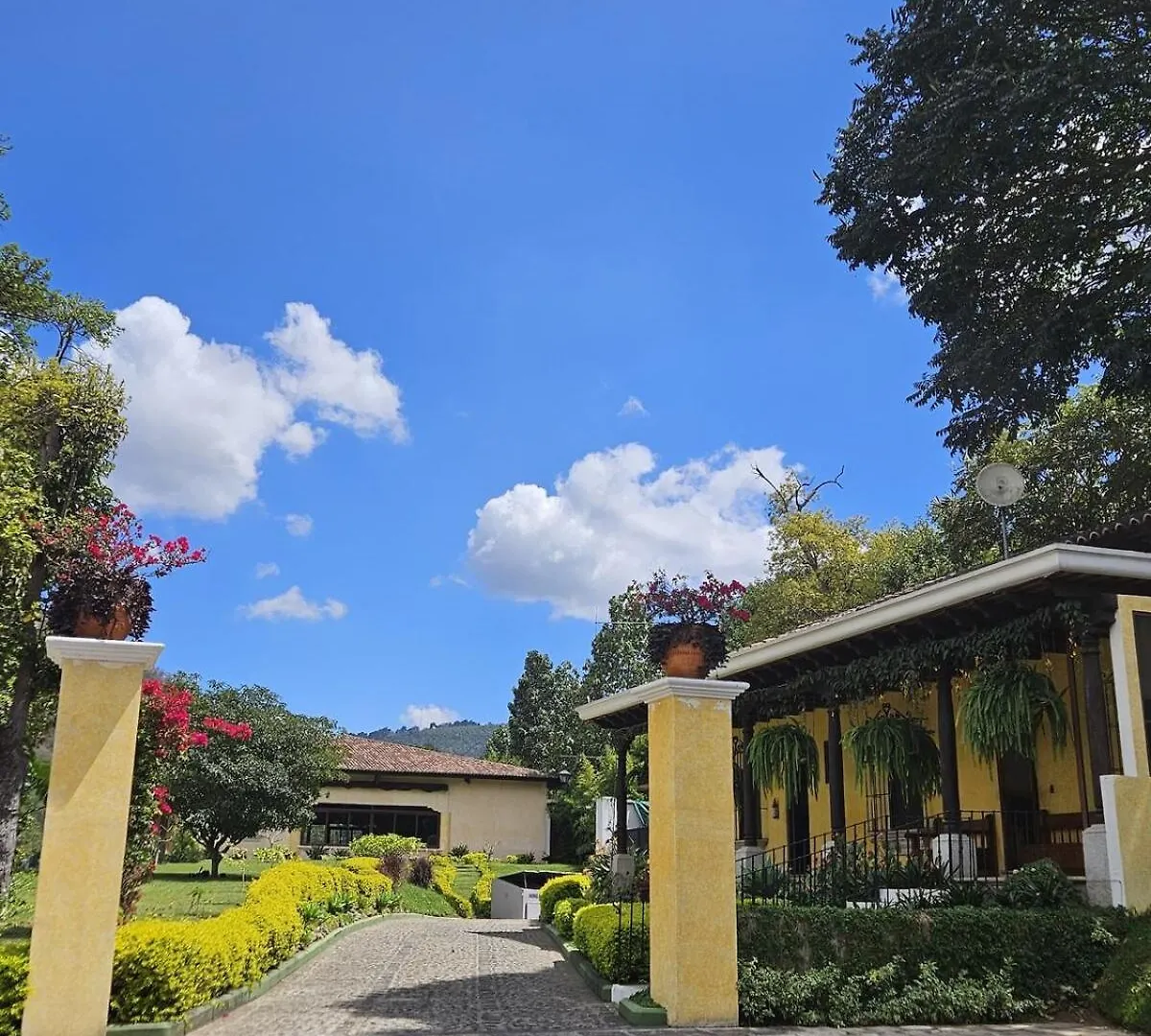 Willa Charming Colonial - Hot Tub - Walk To Antigua Ctr