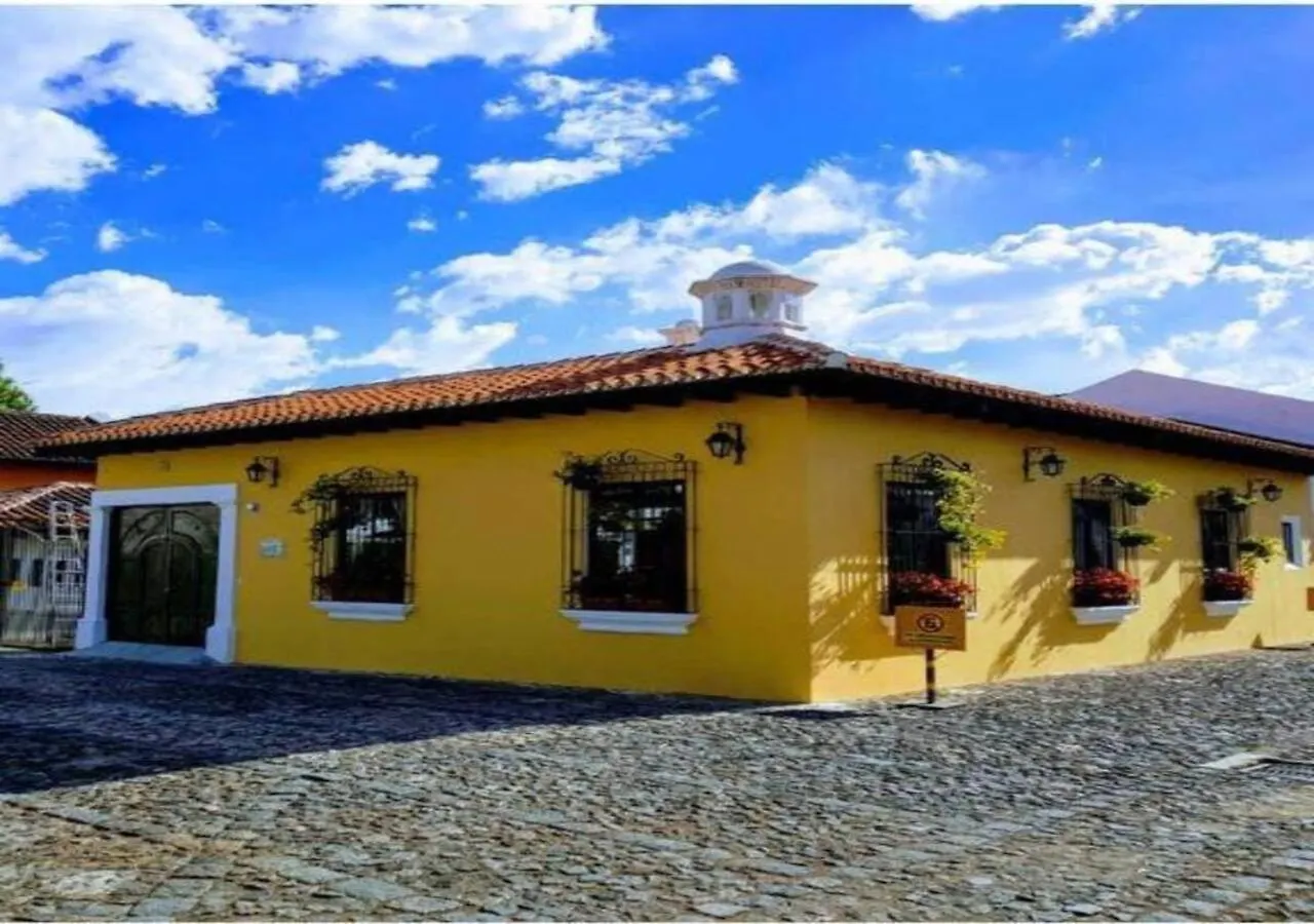 Charming Colonial - Hot Tub - Walk To Antigua Ctr Gwatemala